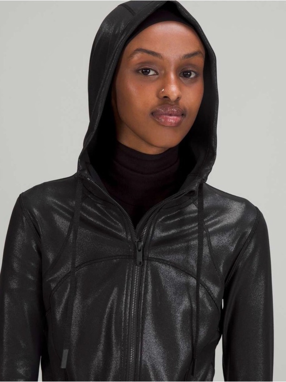 Lululemon define black hooded jacket size 4